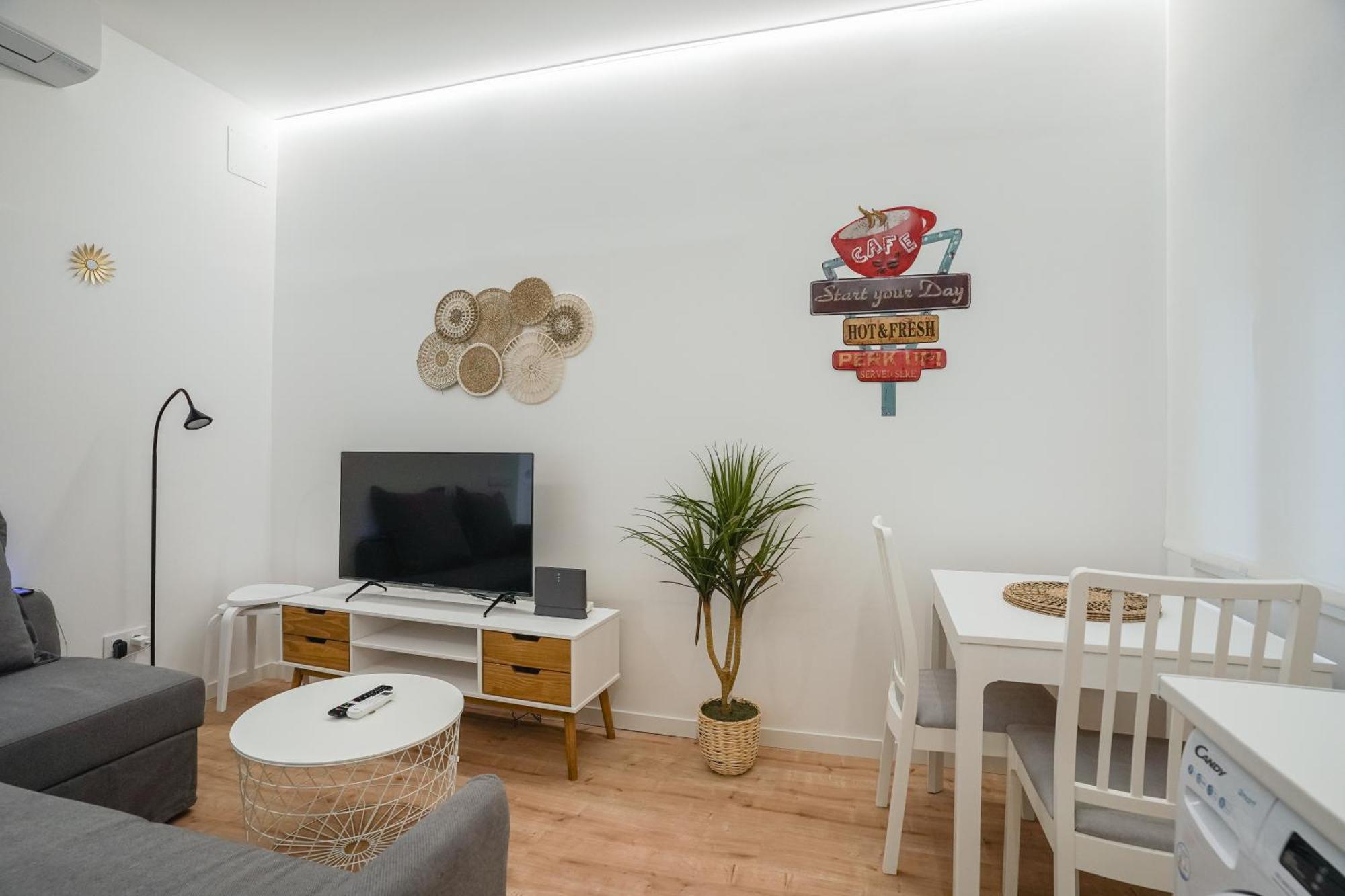Cozy And Modern-1Bedroom 1Bathroom-Delicias Madrid Dış mekan fotoğraf